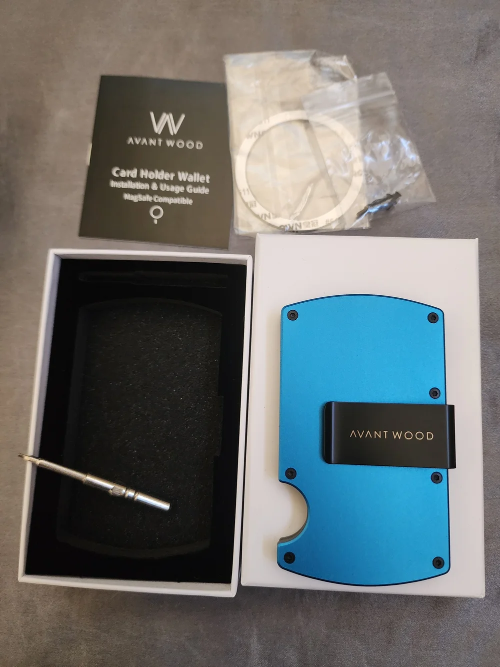 Avant Wood- Blue Metal Card Holder Wallet w/ Money Clip & MAGSAFE